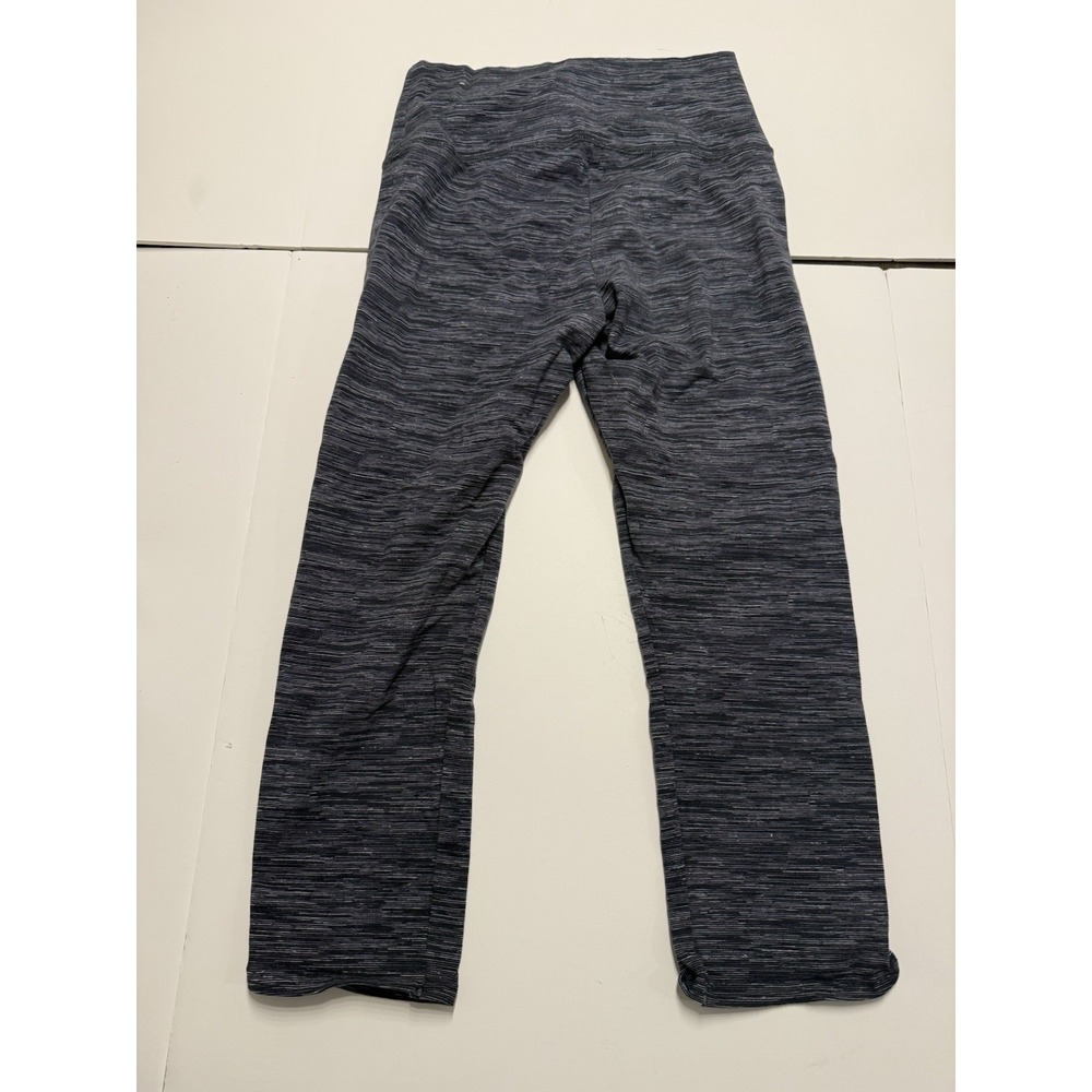 Aerie Chill Play Move Capri Leggings Size Large Gray